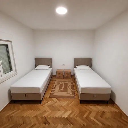 Tb Lägenhet Trebinje